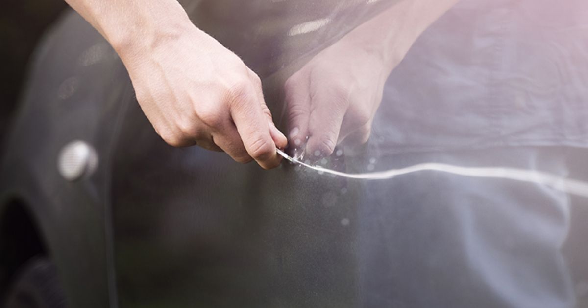 What is the difference between malicious damage and vandalism